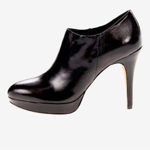 VINCE CAMUTO Elvin Black Platform Booties heels. (New but used for photo shoot)